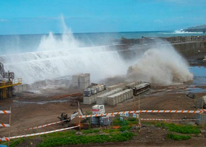 A.T. a la construcción del puerto de Garachico